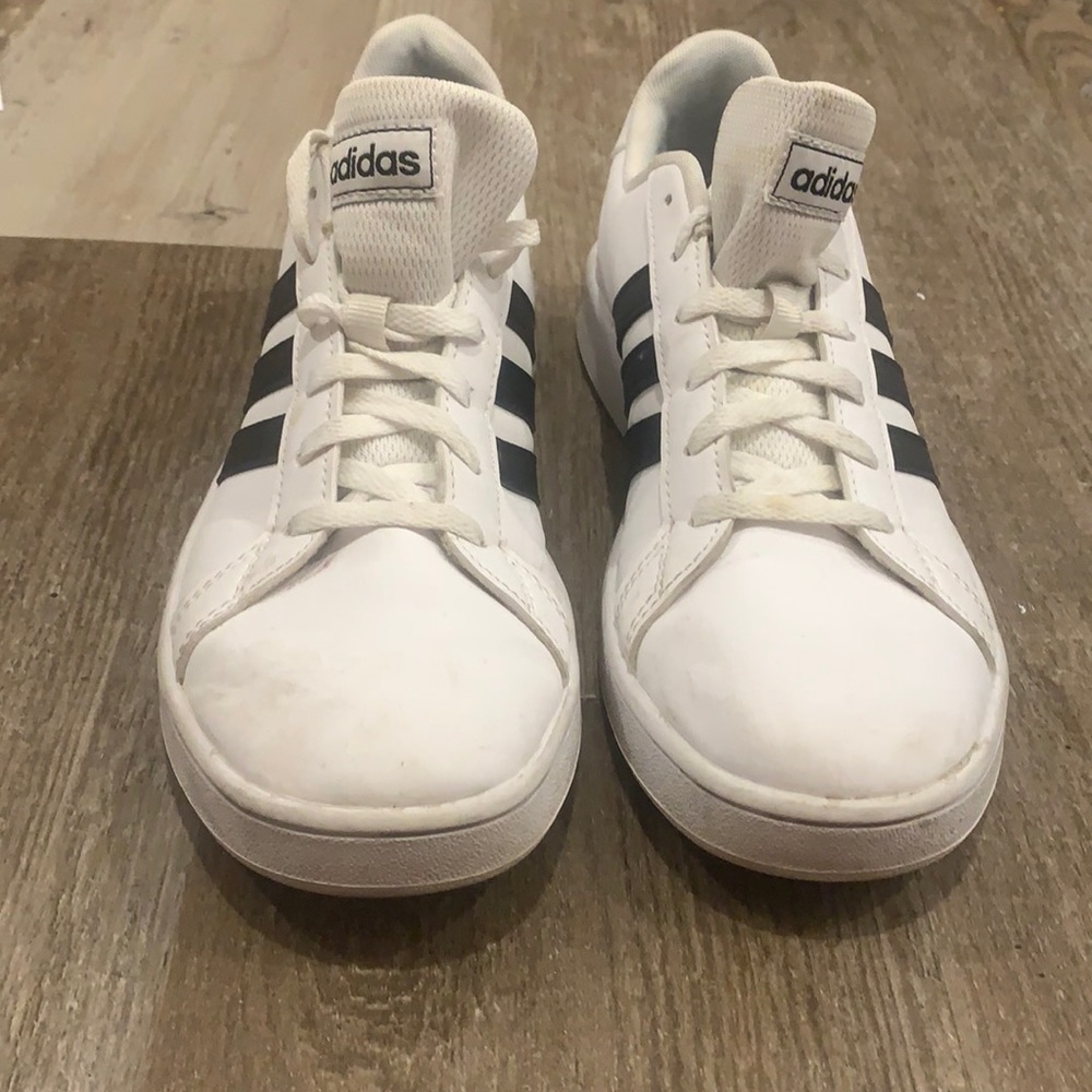 White Adidas Tennis Shoes
